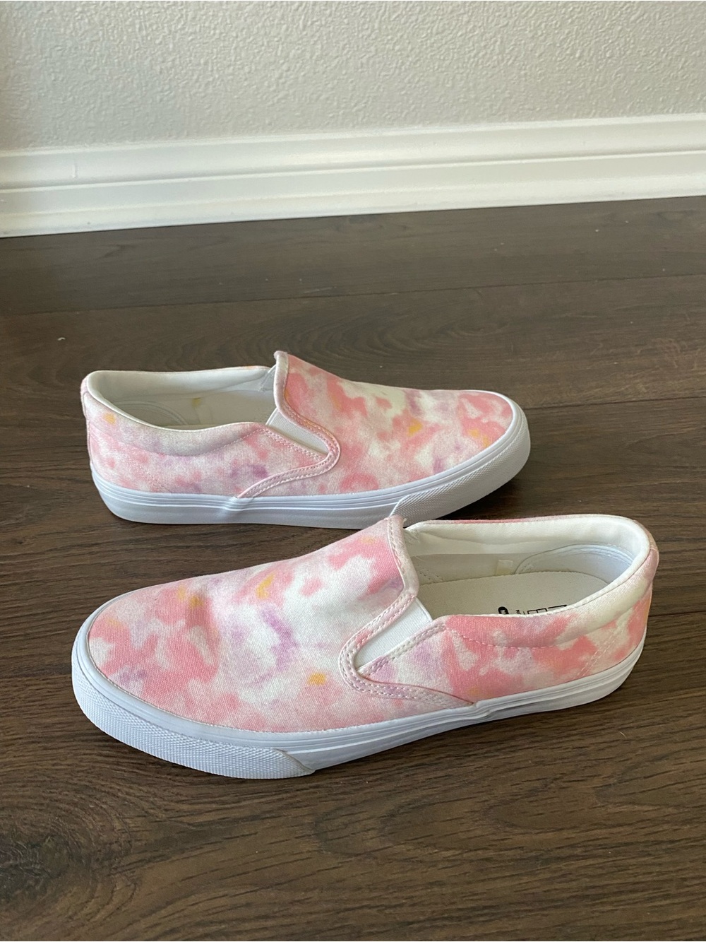 NWOT No Boundaries Slip-On Sneakers - Pink Tie-Dye - Picture 7 of 11